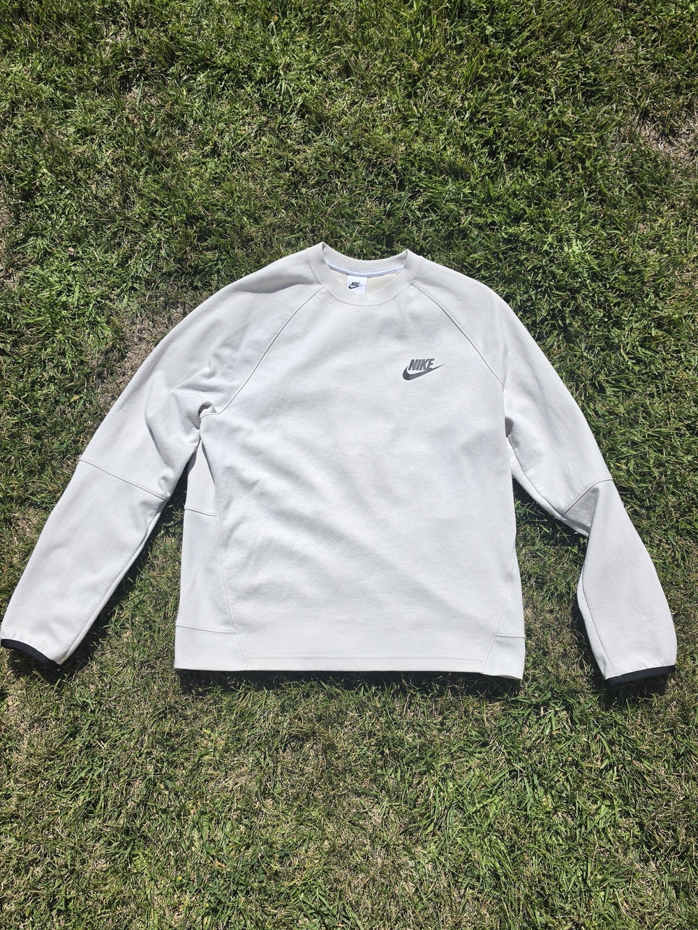 Nike Crewneck Sweatshirt - Techwear Off-White with Black Swoosh. Large